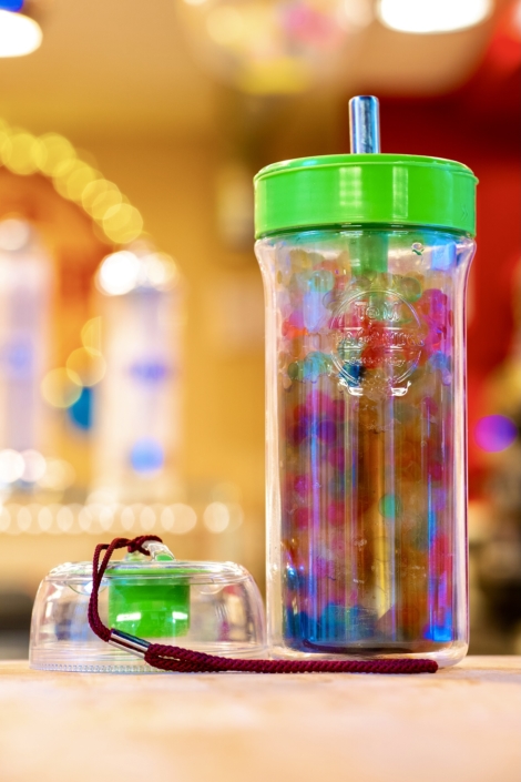 Le Bubble-Tea Mug par Tea and Bubbles Le Bubble-Tea Mug par Tea and Bubbles. Un mug écologique et réutilisable de 65 cl